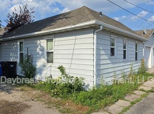 1312 1/2 3rd Ave N, Fargo, ND 58102