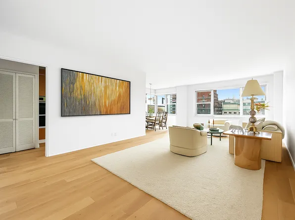 20 East 9th Street image 1 of 38