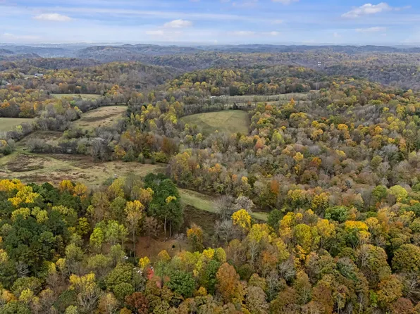 0 Ben Albert Rd, Cottontown, TN 37048