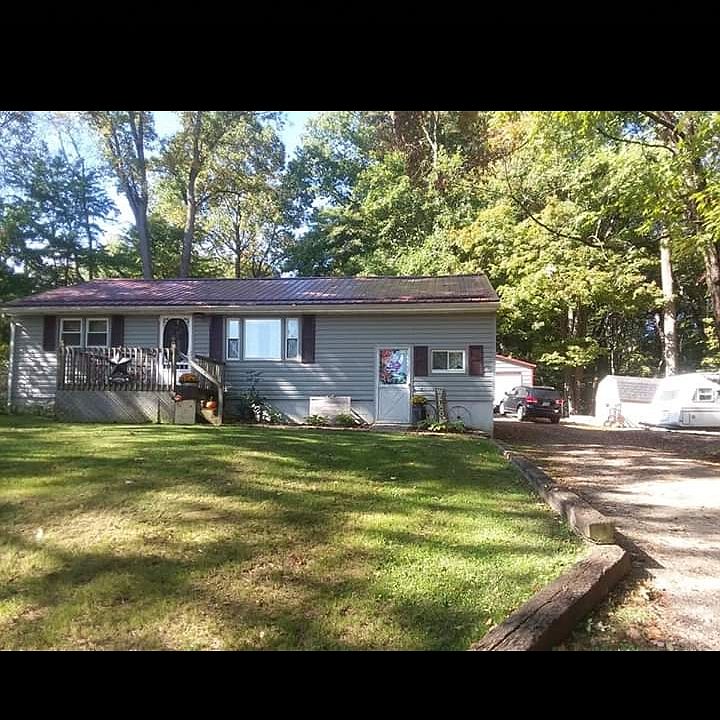 1st image of 364 Topaz Ave