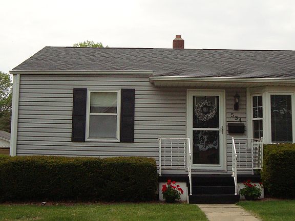 5th image of 534 Irwin St