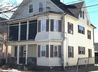 32 Moorefield St, Providence, RI 02909