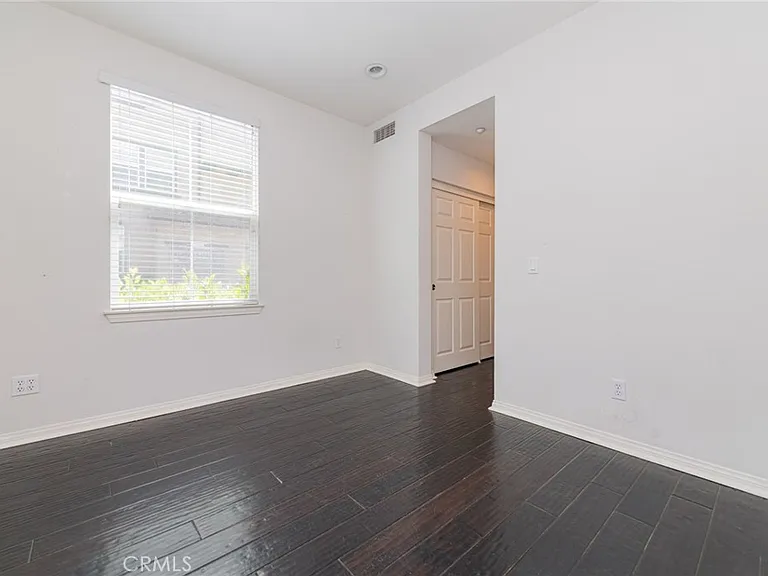 128 Coral Rose — Photo 5