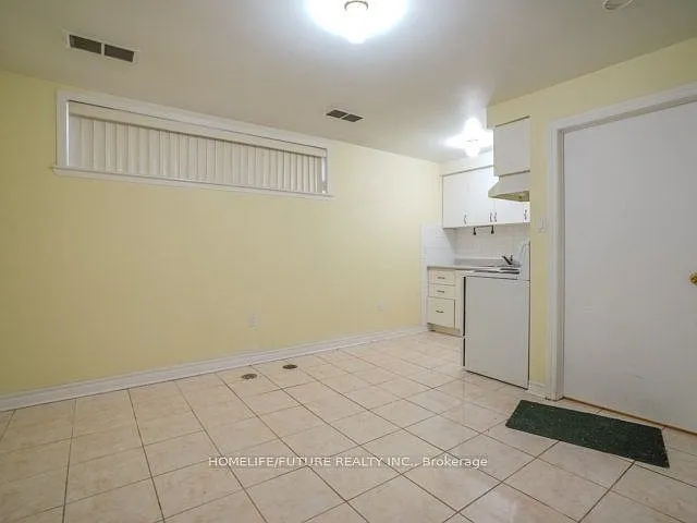 4 Wonderland Dr #BASEMENT — Photo 4
