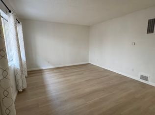 1910 Corinth Ave #3, Los Angeles, CA 90025