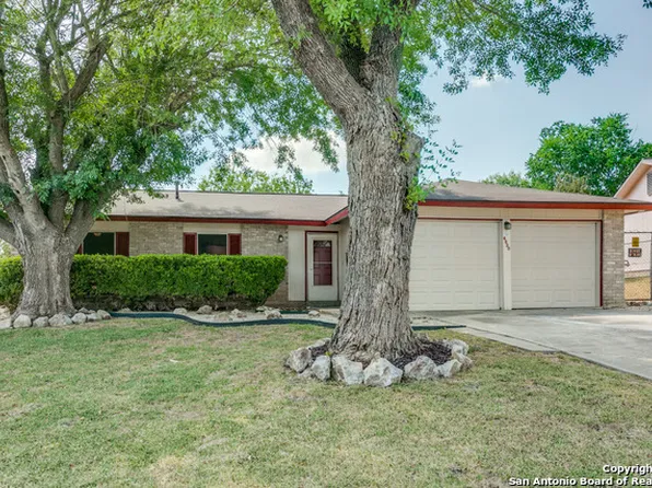 4830 Blue Heron Dr, San Antonio, TX 78217