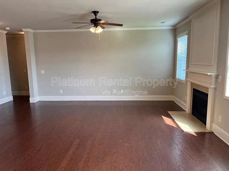 4770 Leatherstone Way — Photo 8