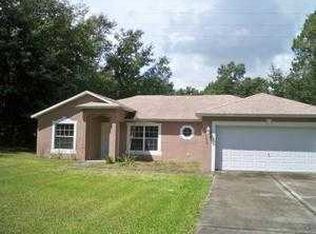 9070 N Cortlandt Dr, Citrus Springs, FL 34434