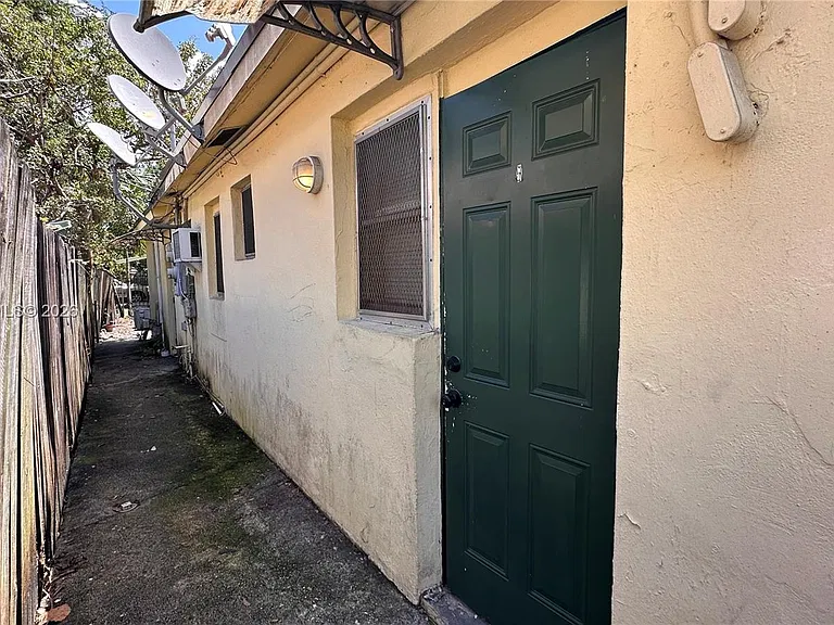 6345 N Miami Ave #1 — Photo 4