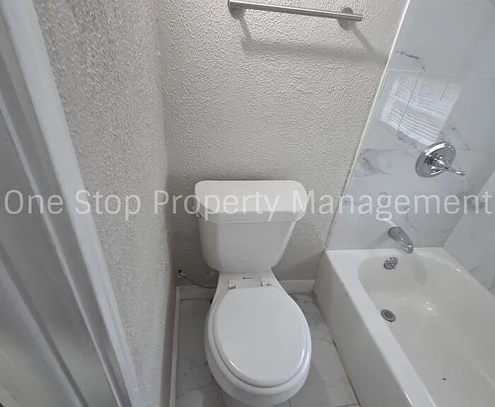 4224 Agnes Ave — Photo 23