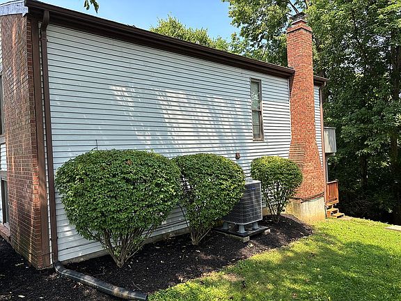 5th image of 6182 Ridgewood Ct