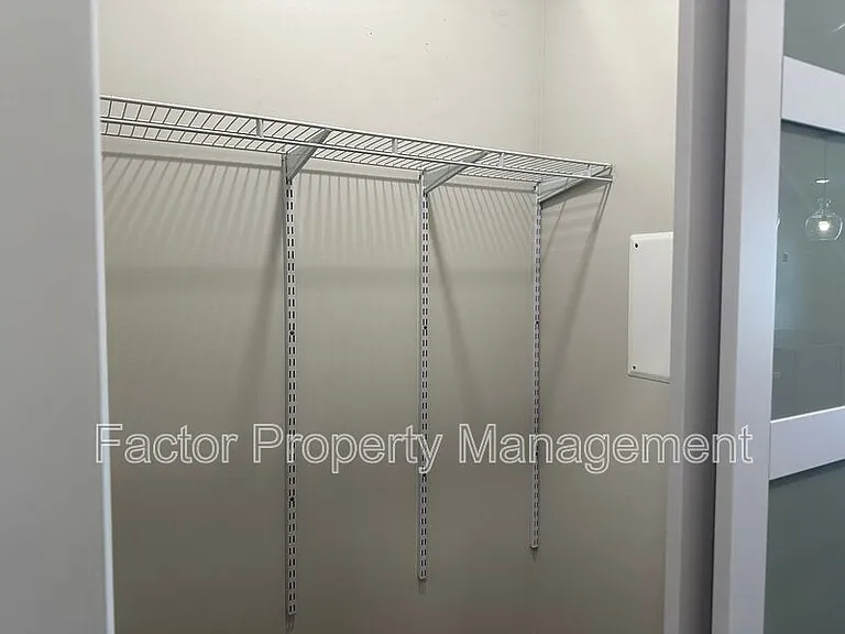 235 Belgrade Ave #302 — Photo 15