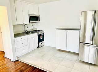 294 W Post Rd, White Plains, NY 10606