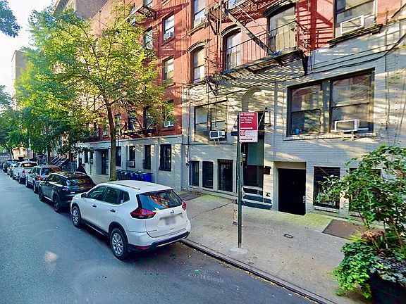 5th image of 120 E 4th St APT 4F