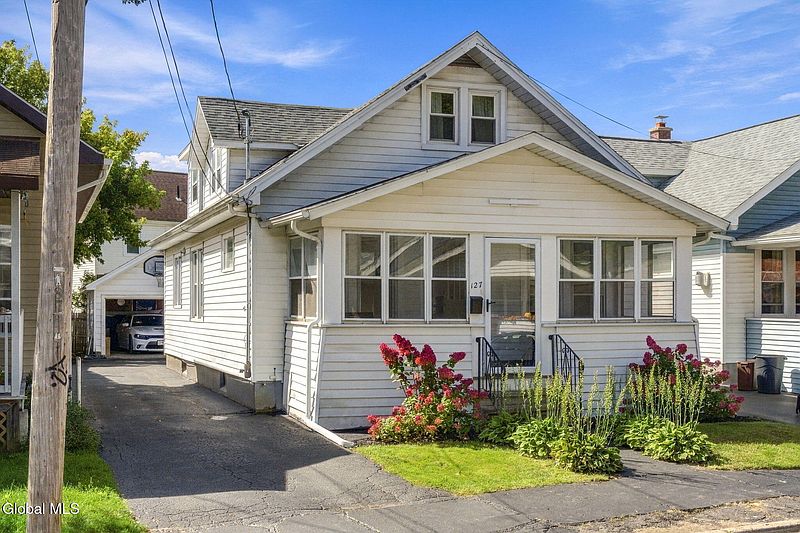 4th image of 127 Lark Street