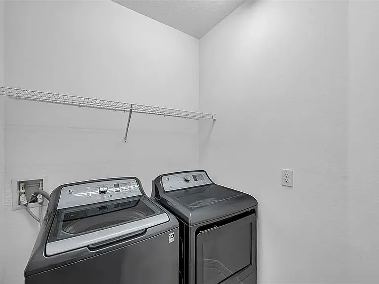 5728 Skytop Dr — Photo 28