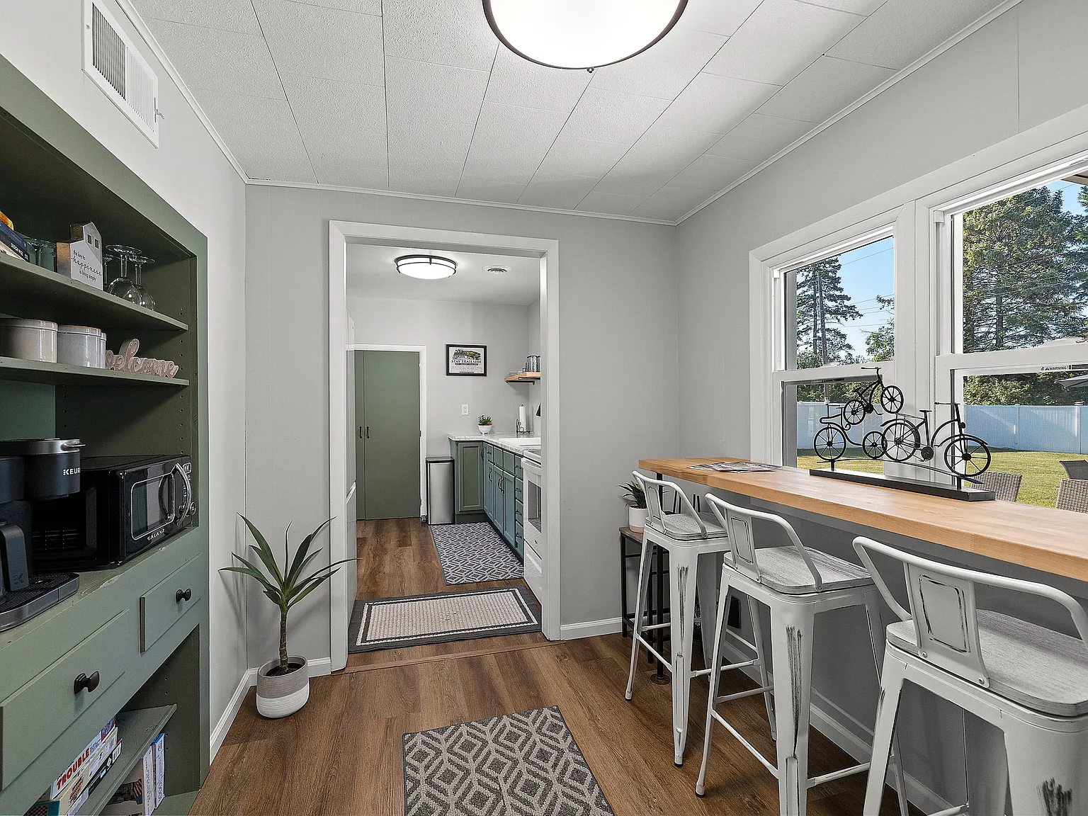 621 Cook St — Photo 4