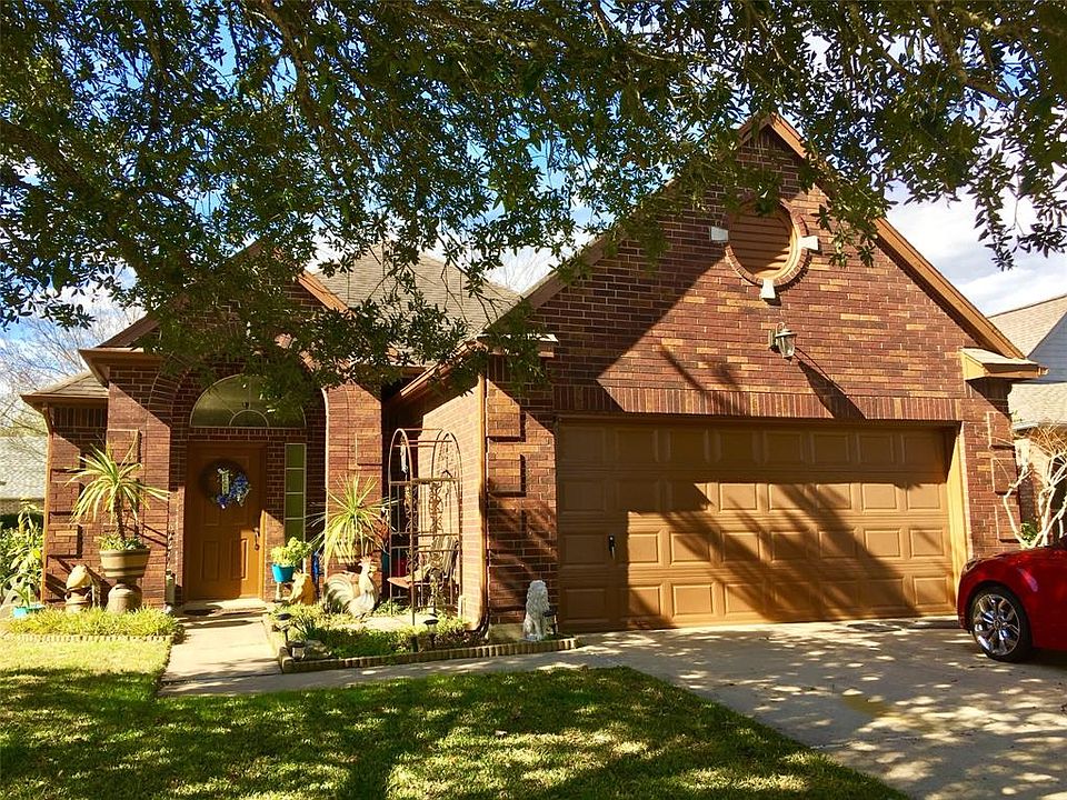 1st image of 718 Redwood Bend Ln