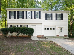 2729 Goshawk Ln, Raleigh, NC 27603