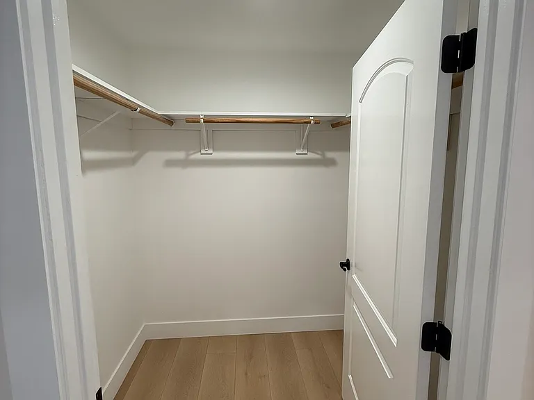 14255 Delano St #303 — Photo 8