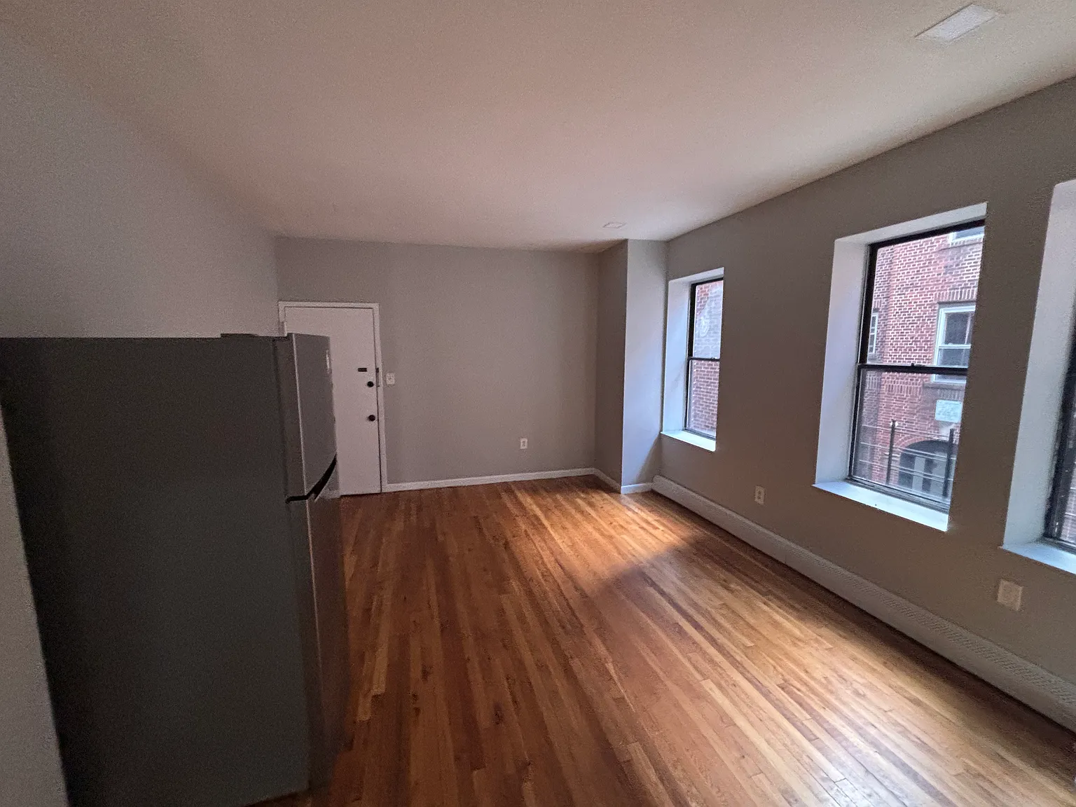 2 bed, $2,100 — Photo 3