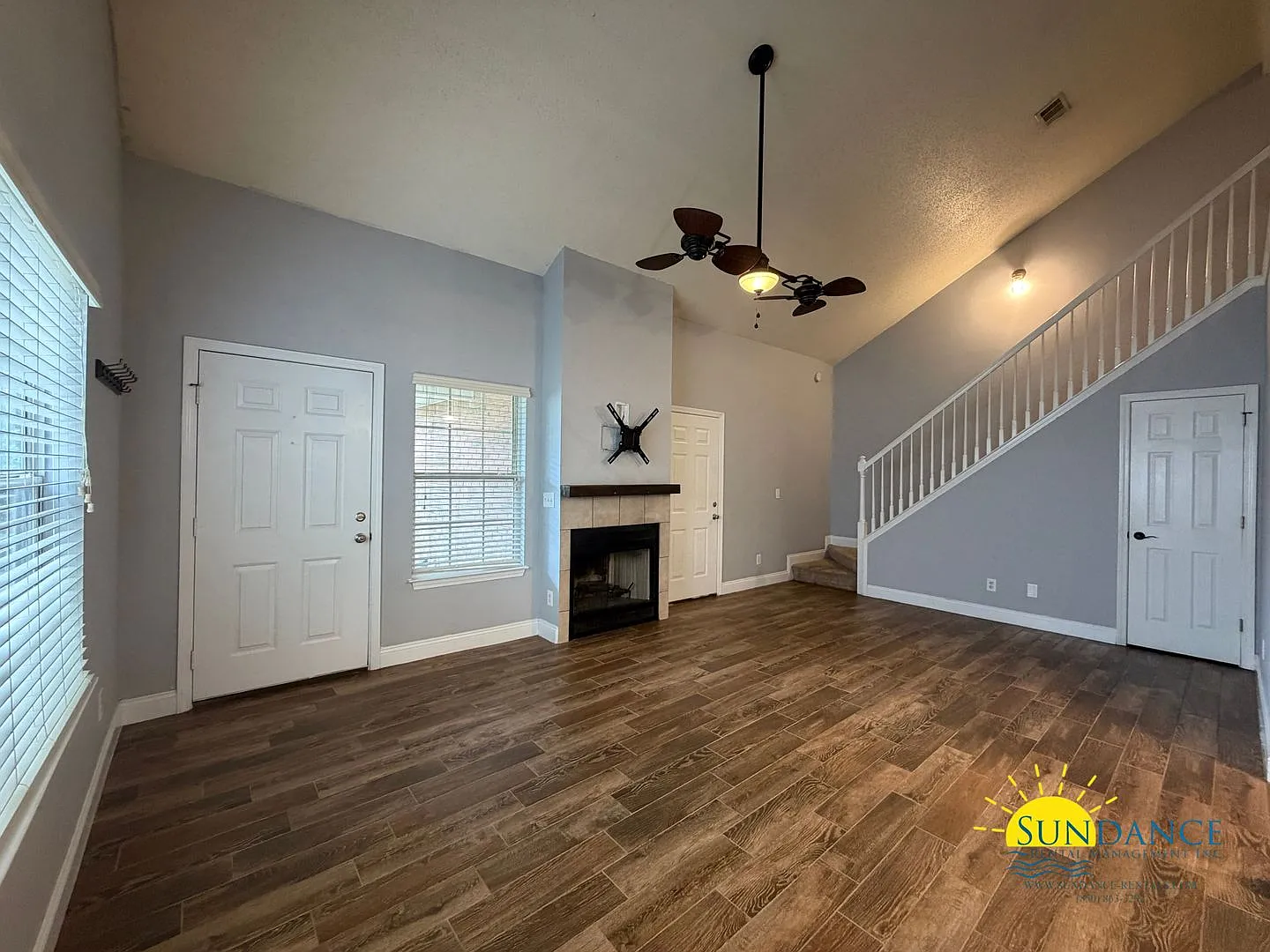 Great 3-Bedroom Home in Shalimar! — Photo 2
