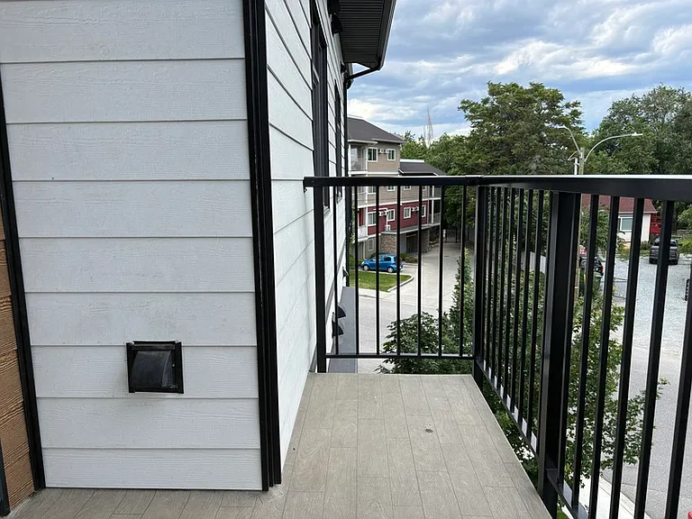 320 Mills Rd #13 — Photo 9