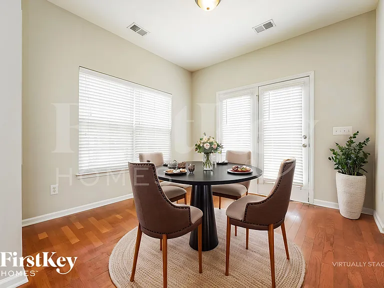 2901 Maybry Dr — Photo 6