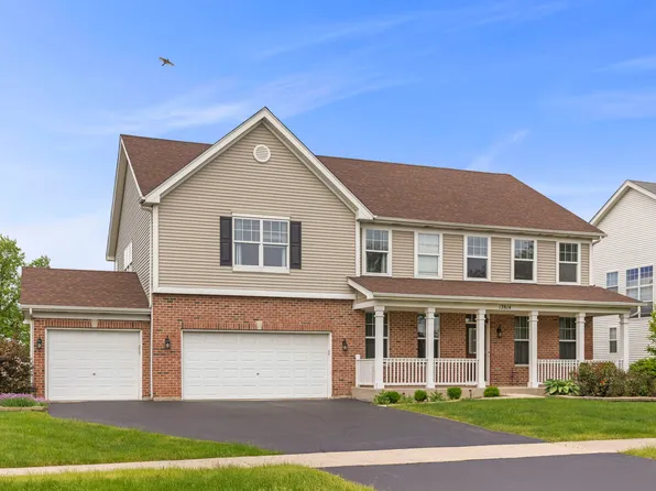 12814 Grande Poplar Cir, Plainfield, IL 60585