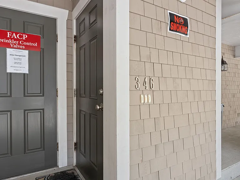 25 Howland St #3 — Photo 13