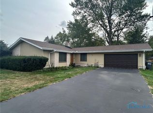 2054 Green Valley Dr, Toledo, OH 43614