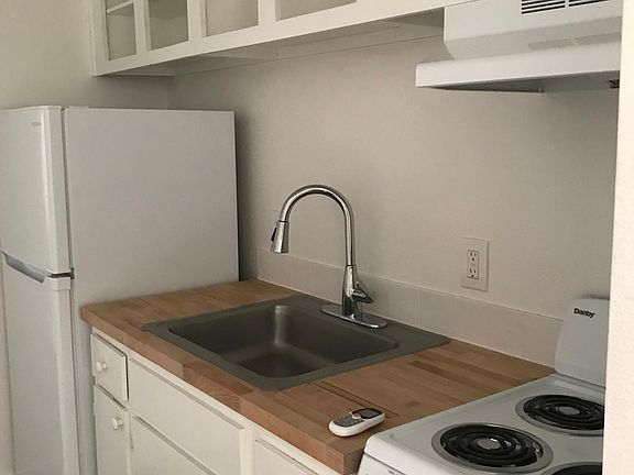 3rd image of 1125 N 7th Ave #4