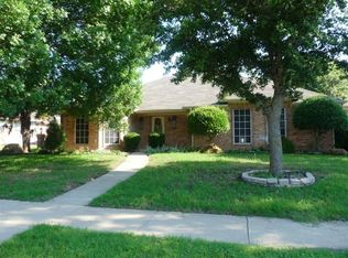 309 Sondra Way, Red Oak, TX 75154