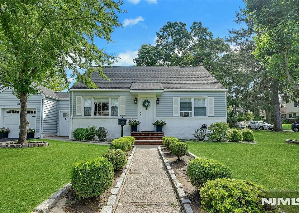 1st image of 10 Knickerbocker Road