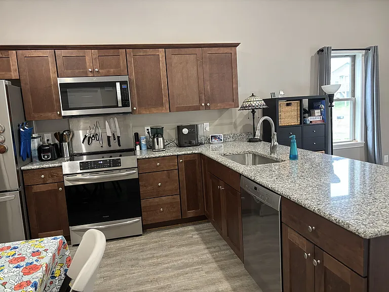 537 Townhomes Pl — Photo 5