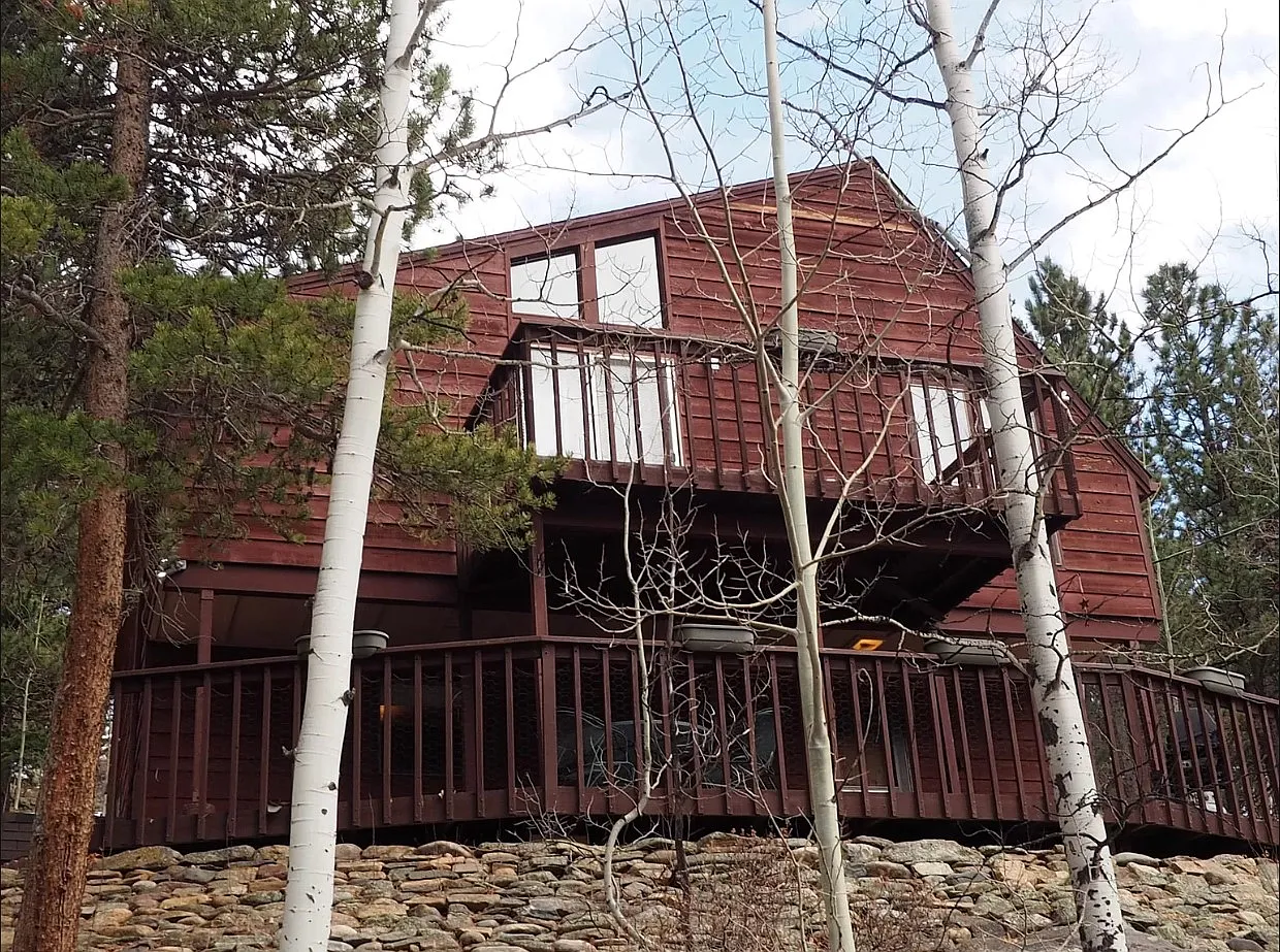 187 Patricia Road - 1 — Photo 1