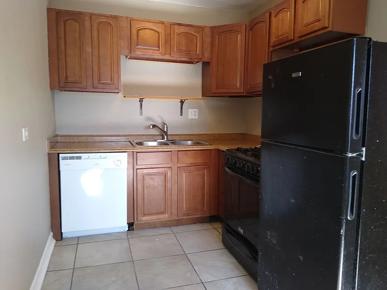 2835 N Colorado Blvd #3 — Photo 25