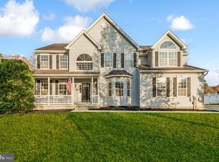 808 Dartmoor Ave, Williamstown, NJ 08094
