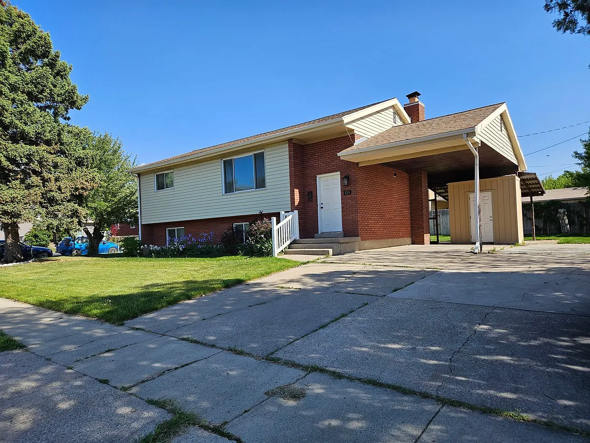 Building Photo - 435 W 1250 S