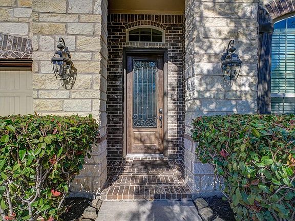 4th image of 27326 Symphony Creek Ln