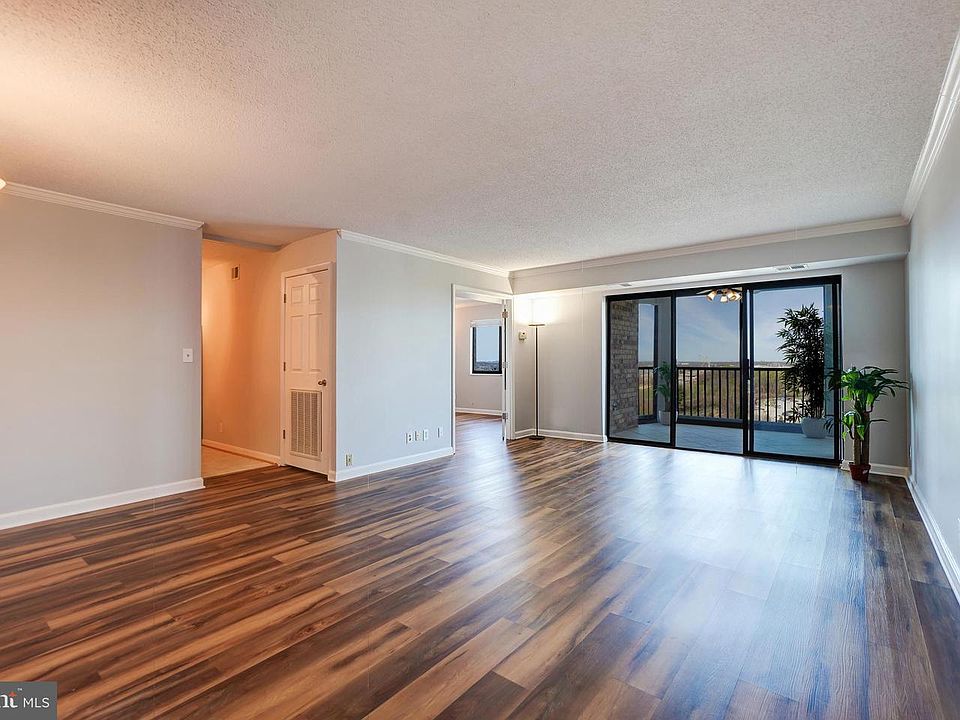 1st image of 5902 Mount Eagle Dr APT 1501