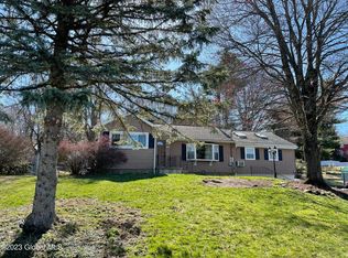 19 Starr Rd, Troy, NY 12182