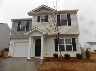 520 Ellingsworth Ln, Charlotte, NC 28214