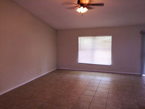 4th image of 662 SW Paar Dr