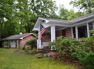 32 Allen Mountain Ln, Spruce Pine, NC 28777