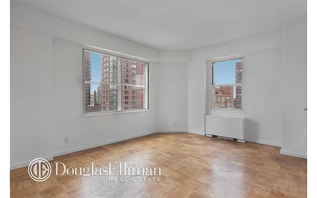 Rented by Douglas Elliman | media 23