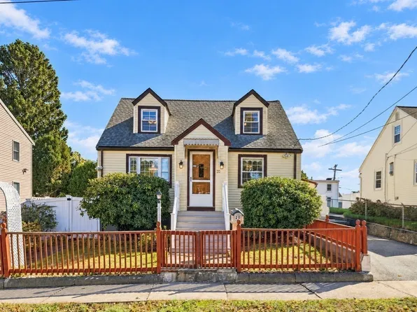 20 Benmor St, Medford, MA 02155