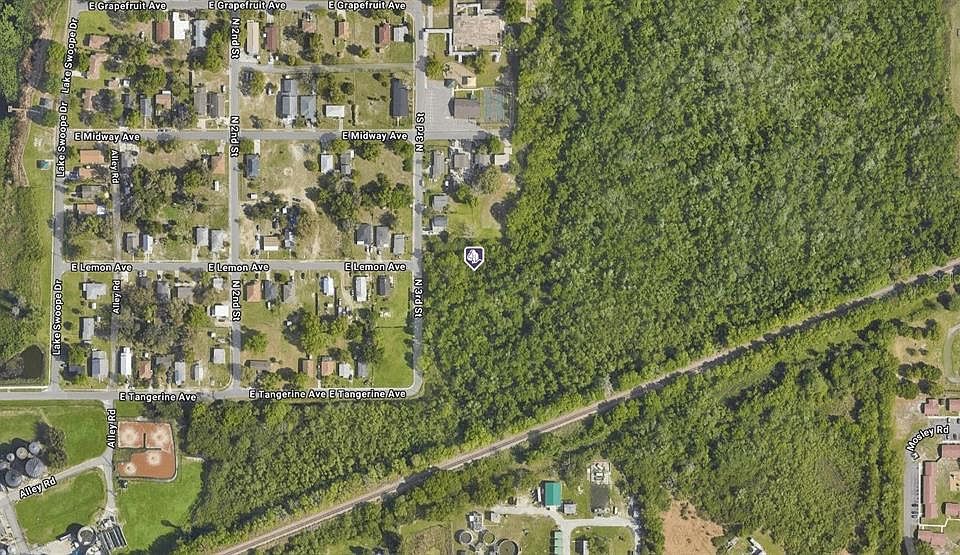 2nd image of 26-27-28-493500-011041 N 3RD STREET LOT 4