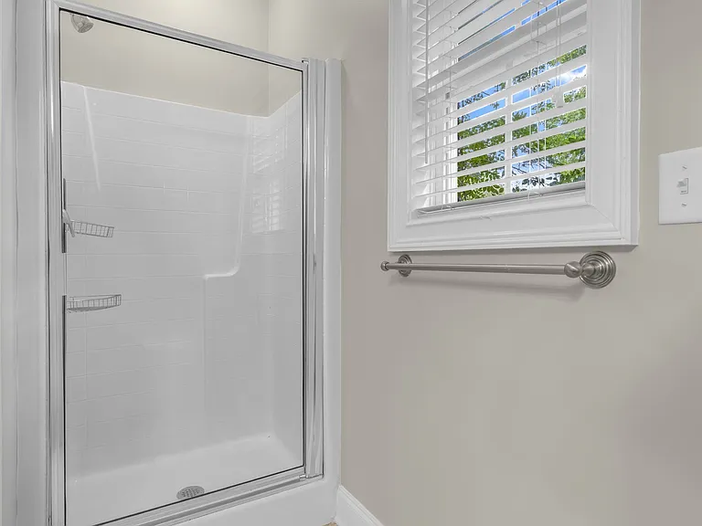 7 Croft St #A — Photo 18