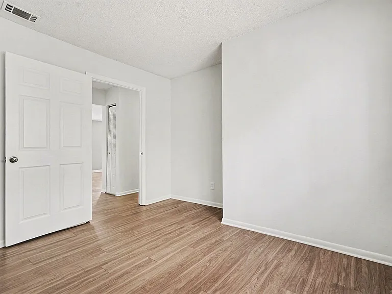 2181 Agora Cir SE — Photo 16